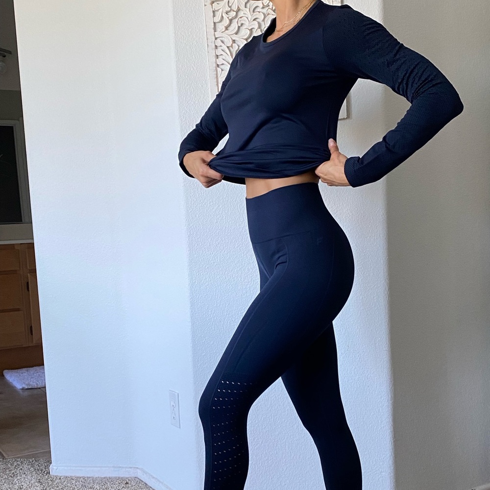 NWOT Fabletics Navy Set XSMALL